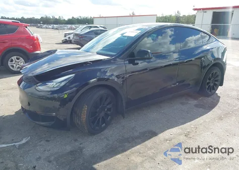 2022 Tesla Model Y Long Range Dual Motor All-Wheel Drive from USA, damaged, VIN 7SAYGDEE7NF319241